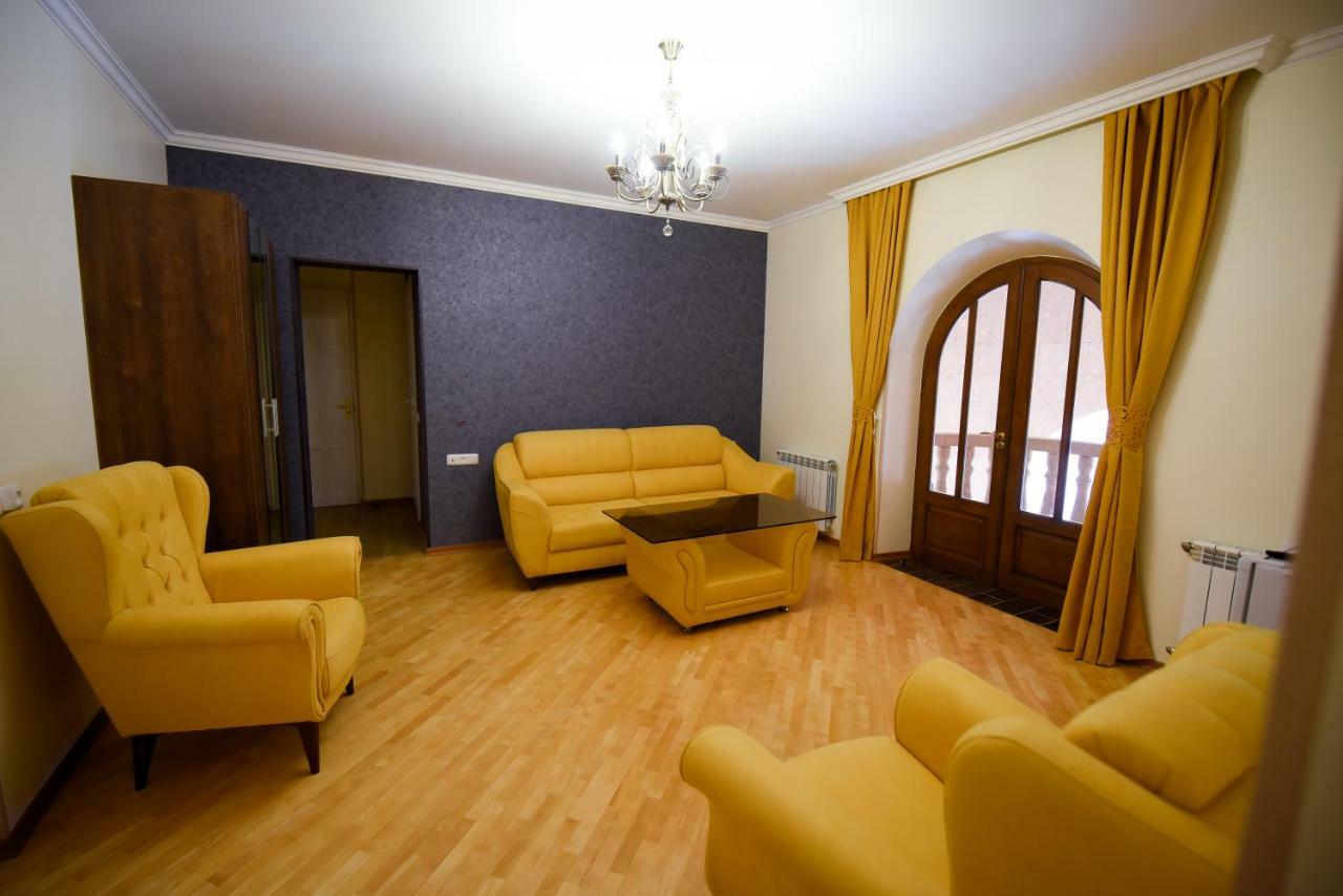 Royal Palace Hotel Vanadzor Kültér fotó